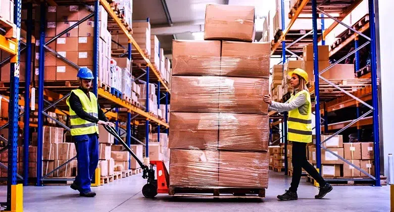 موارد استفاده از پالت چوبی عنوان: کاربرد پالت چوبی در لوجستیک